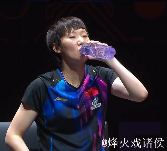 WTT总决赛 王曼昱4-0战胜陈熠晋级女单决赛